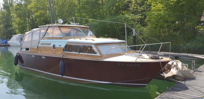 Kulhay Mahagoniyacht