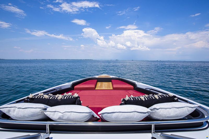 Cranchi A46 Luxury Tender