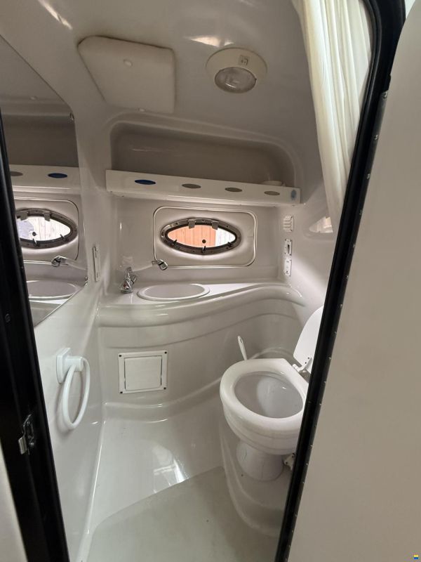Crownline 275 CCR