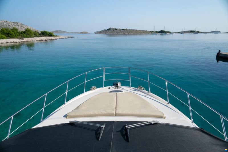 Azimut 47