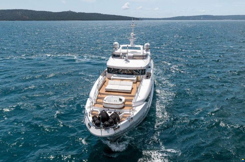 Benetti DELFINO 95