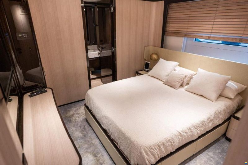 Benetti DELFINO 95