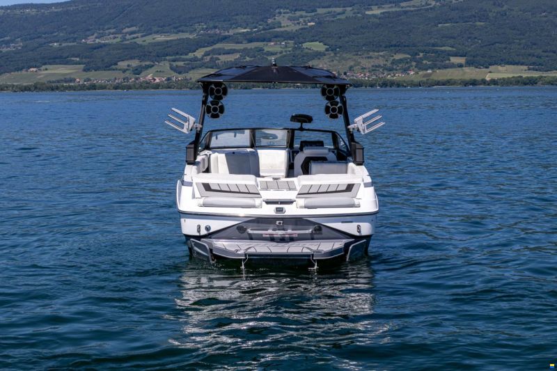 Malibu Wakesetter 24 MXZ | CHF 129'500.- au lie