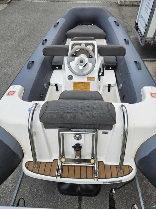 Williams 385 Jet RIB