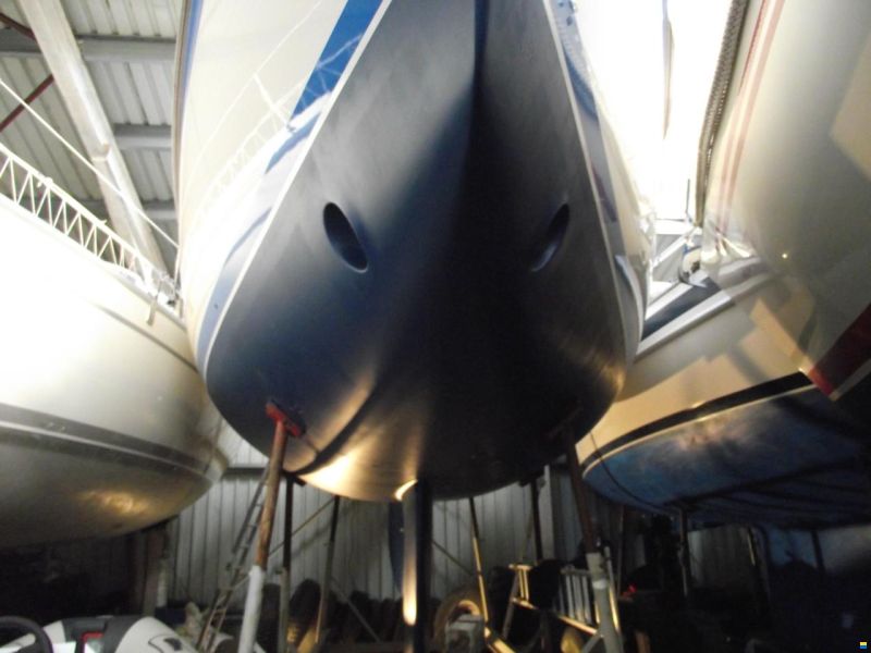 Sweden Yachts 370