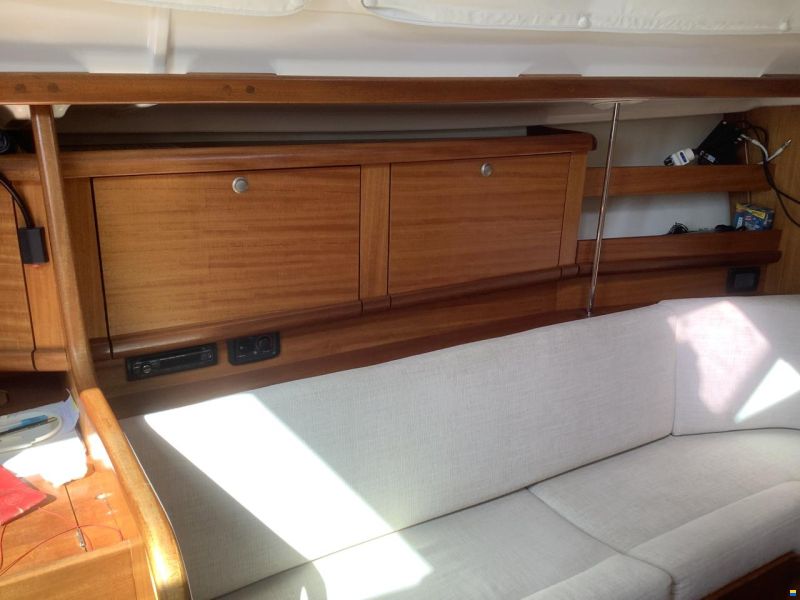 Delphia 33