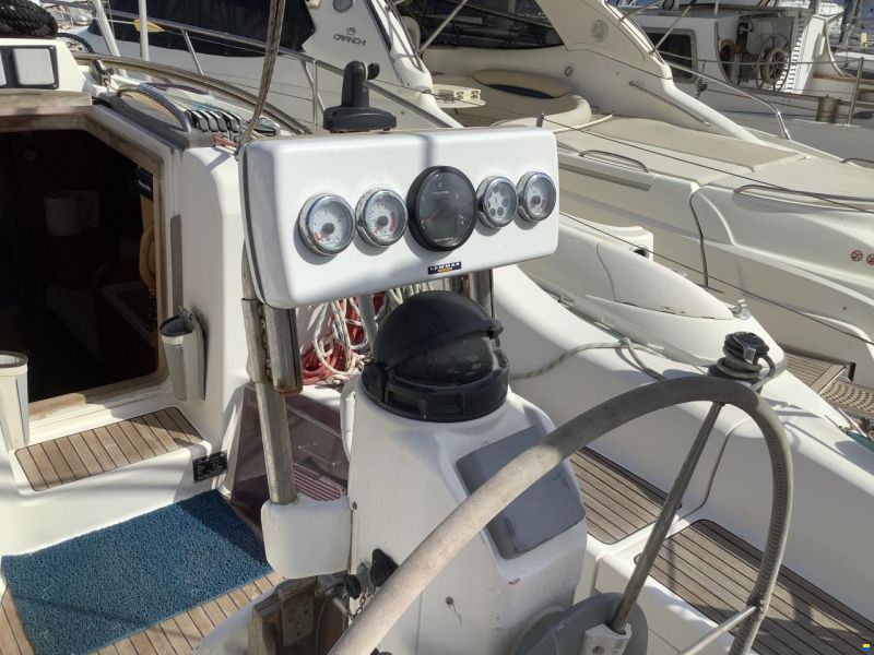 Delphia 33