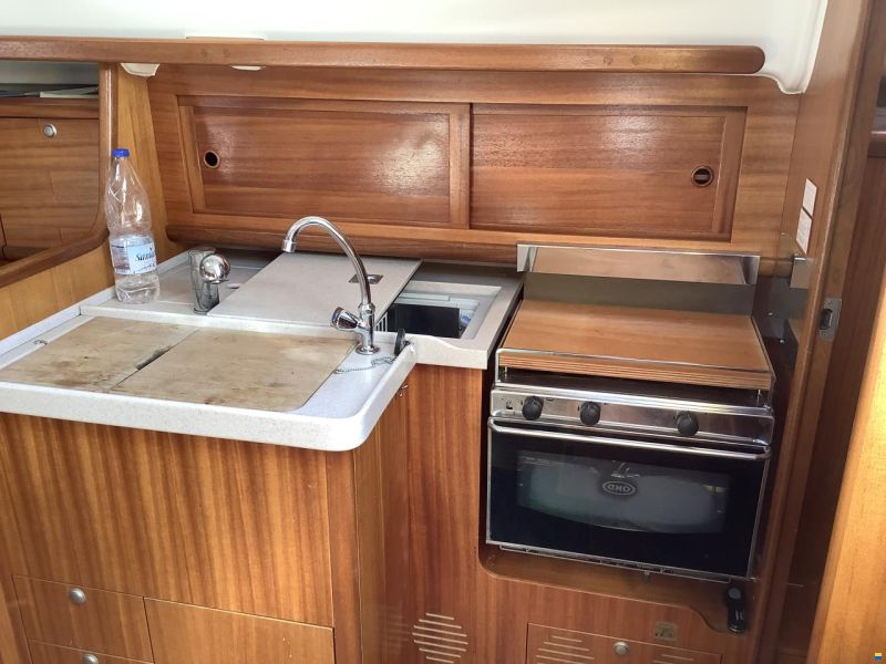 Delphia 33