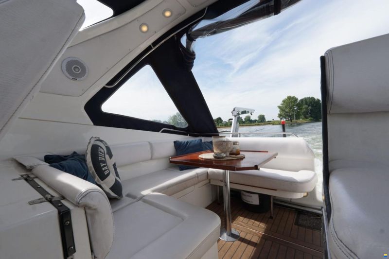 Sealine 328 Sport Bridge