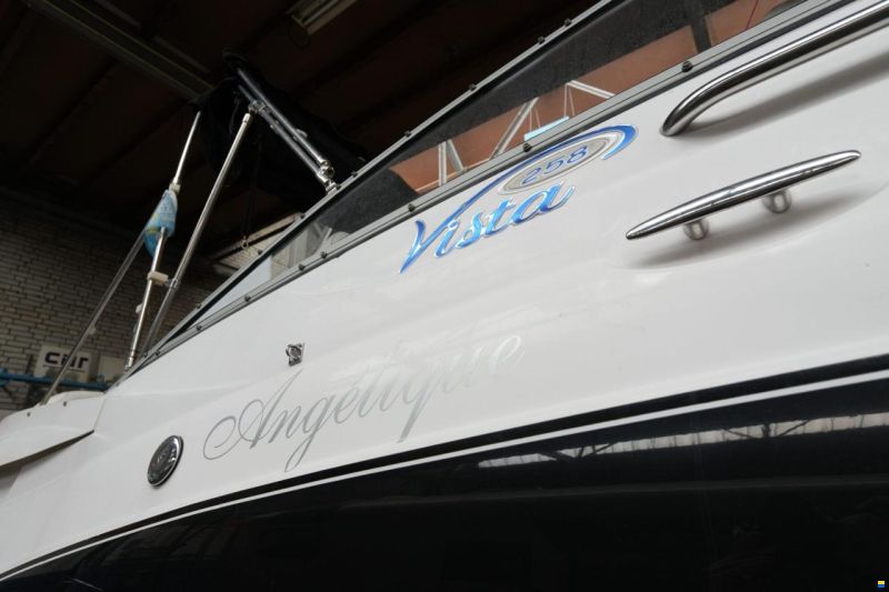 Four Winns 258 Vista