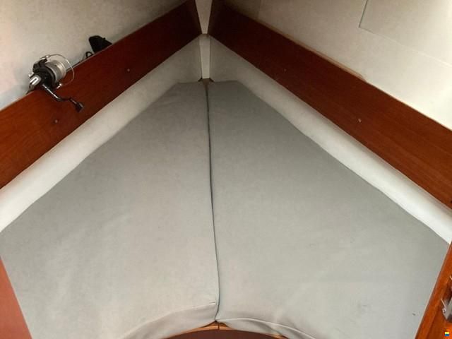 Beneteau First 300