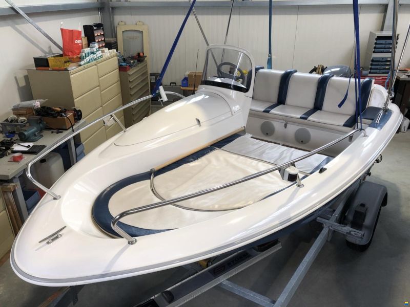 Quicksilver 425 Commander