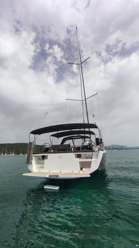 Dufour 470