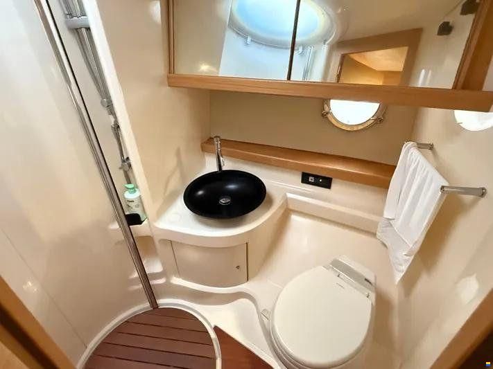 Azimut 43 FLY - BJ. 2006
