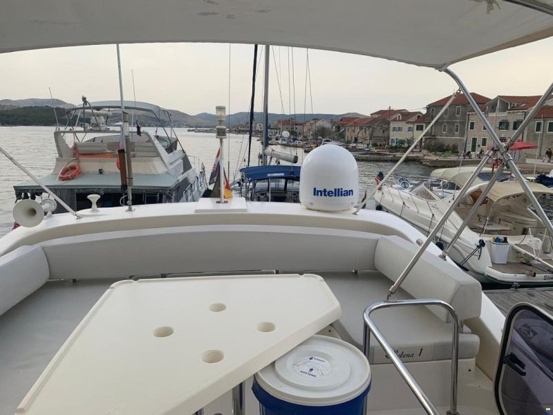Azimut 43 FLY - BJ. 2006