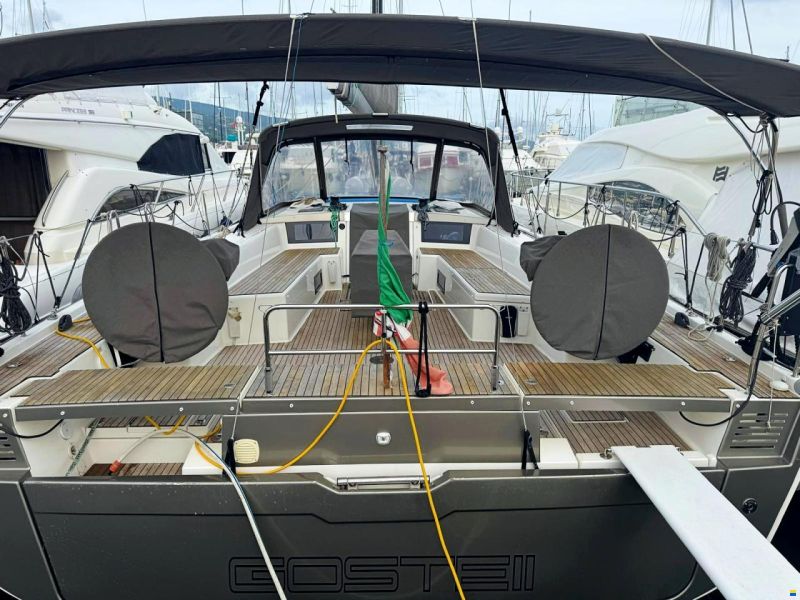 Dufour 530