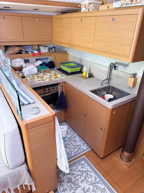 Dufour 530