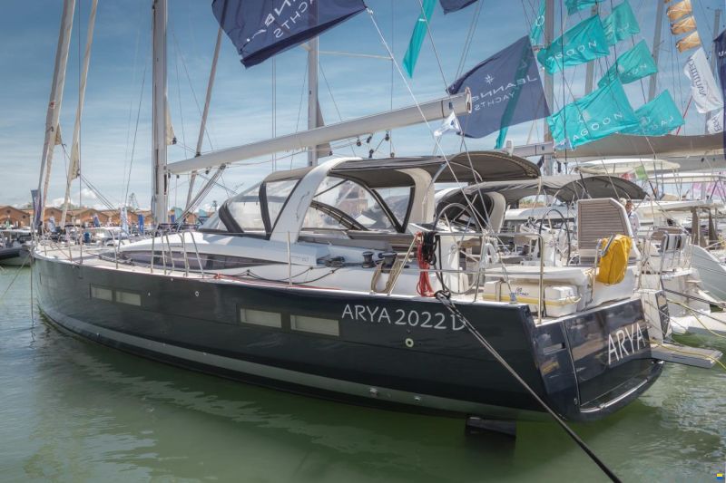 Jeanneau Yacht 60