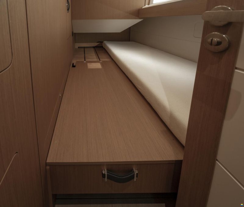 Jeanneau Yacht 60