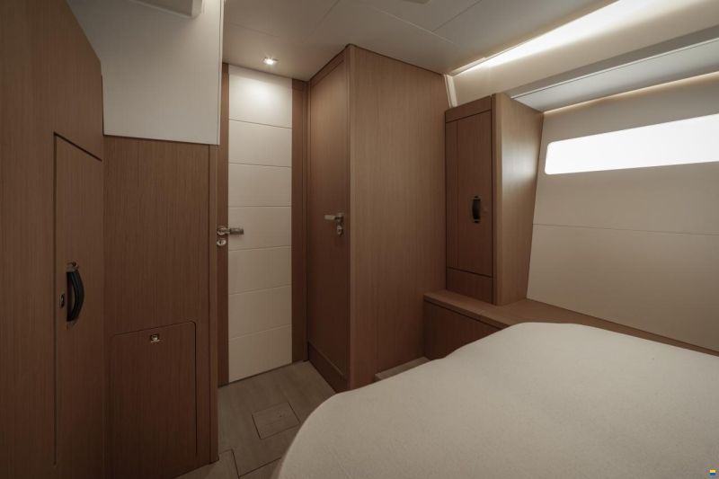 Jeanneau Yacht 60