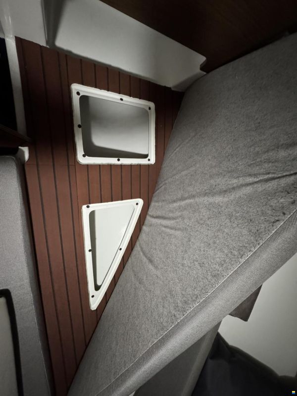 Jeanneau Merry Fisher 795
