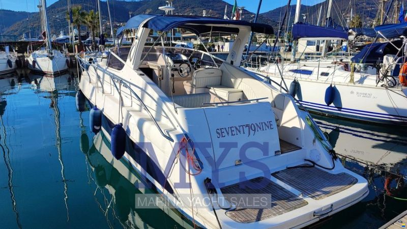 Manò 26.50 Cabin Cruiser