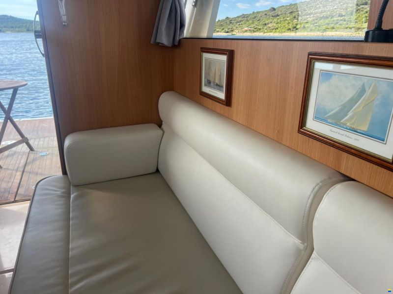 Greenline 33 Hybrid