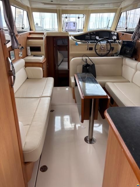 Greenline 33 Hybrid