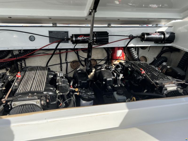 MerCruiser V8 8,2 750 PS