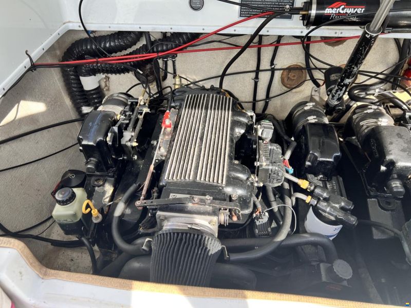 MerCruiser V8 8,2 750 PS
