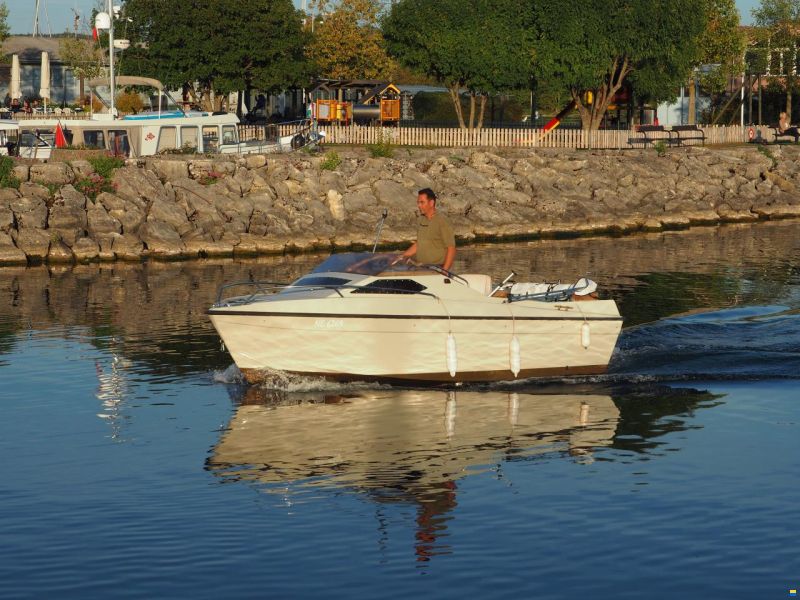 Jouandoudet Guppy 480