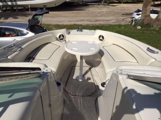 Sea Ray Sundeck 240