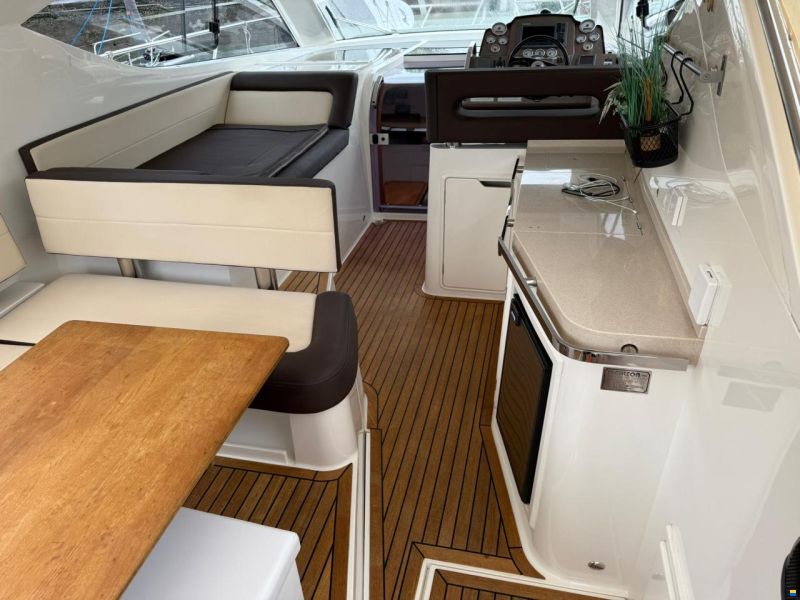 Galeon 385 HTS