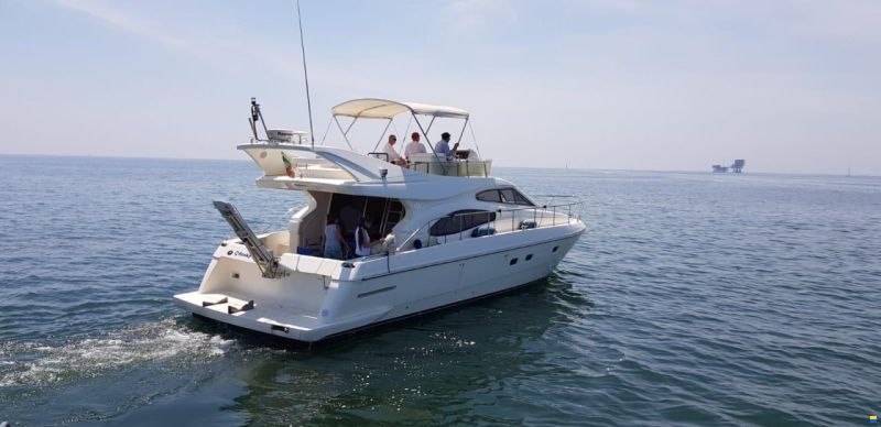 Ferretti 46