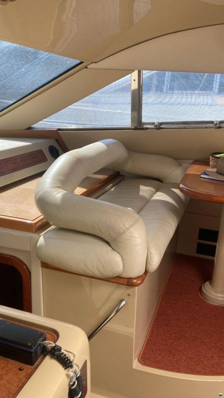 Ferretti 46