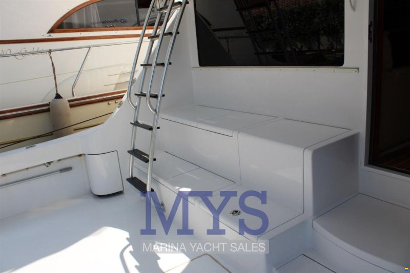Hatteras 54 Convertible