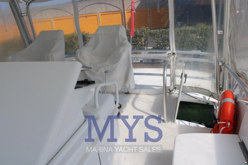 Hatteras 54 Convertible