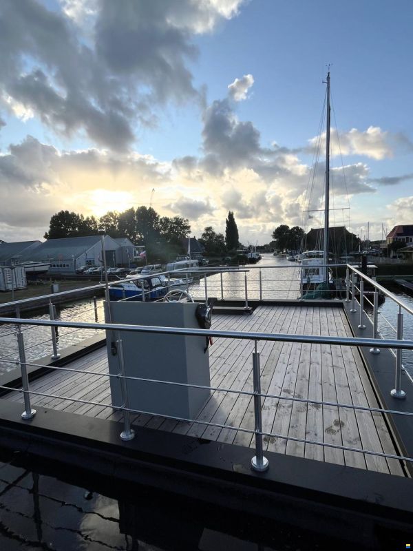 Surla 12 NIEUW Houseboat Evt. Met (koop)
