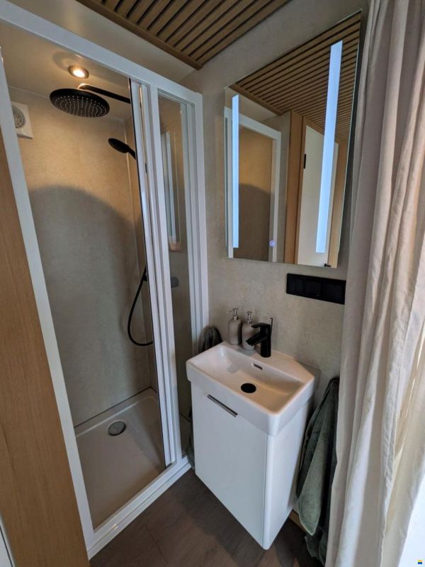 Surla 12 NIEUW Houseboat Evt. Met (koop)