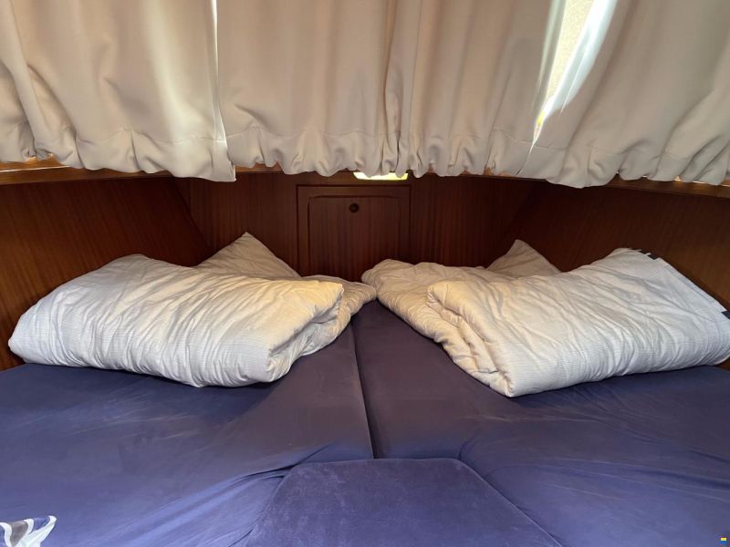 Gruno 1050 Flybridge