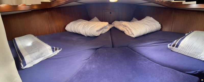 Gruno 1050 Flybridge