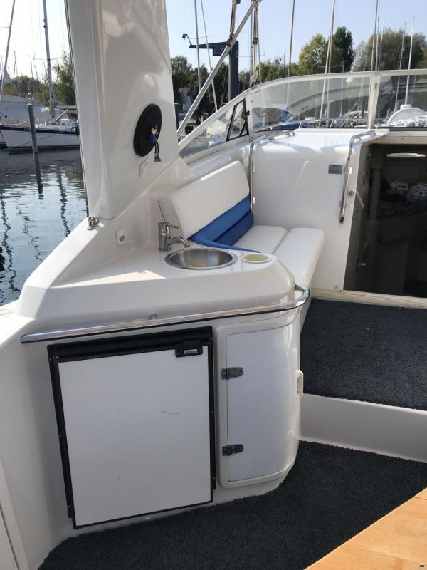 Chris Craft 322 Crown