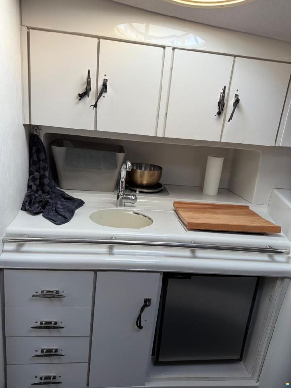 Chris Craft 322 Crown