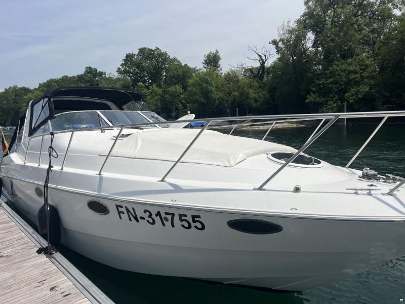 Chris Craft 322 Crown