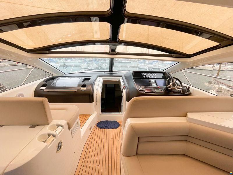 Sunseeker Predator 60