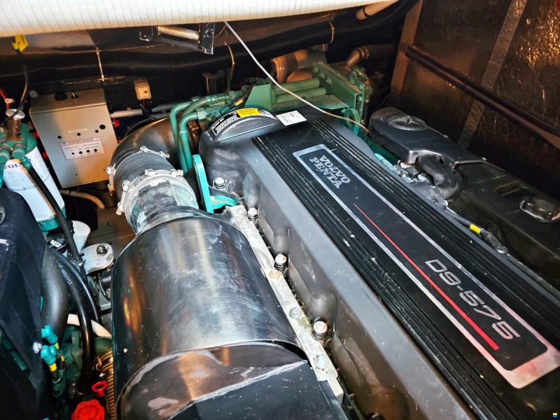 Cranchi 47 HT Volvo Penta D9-575 EVC