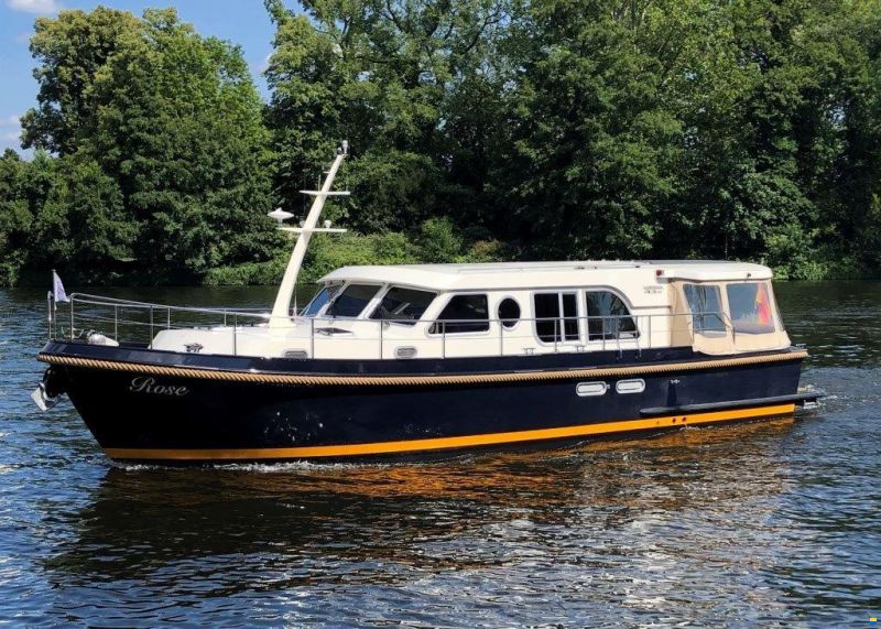 Linssen Grand Sturdy 43.9 Sedan Longtop