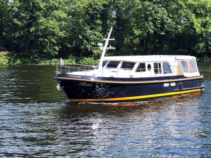 Linssen Grand Sturdy 43.9 Sedan Longtop