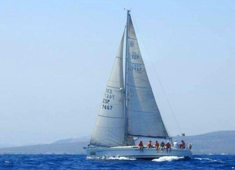 Dufour 40