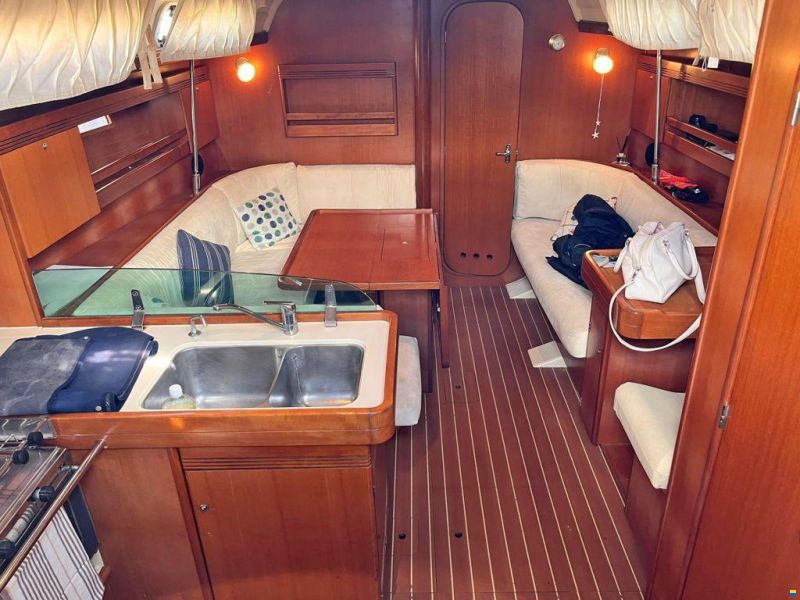Dufour 40